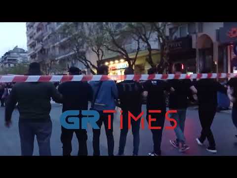 Στο τουρκικό προξενείο