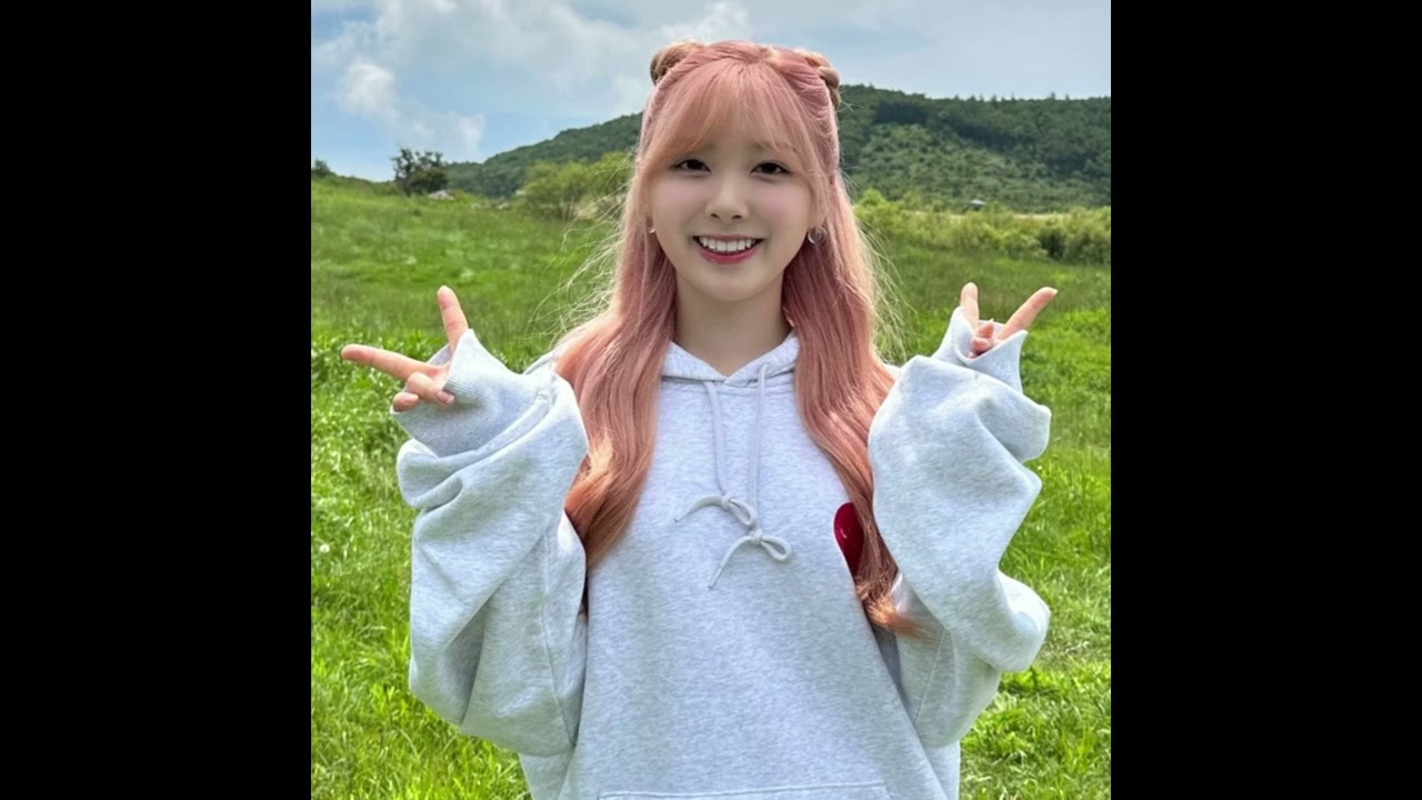 NiziU MIIHI - 마음을 드려요 Give You My Heart (IU) Cover - YouTube