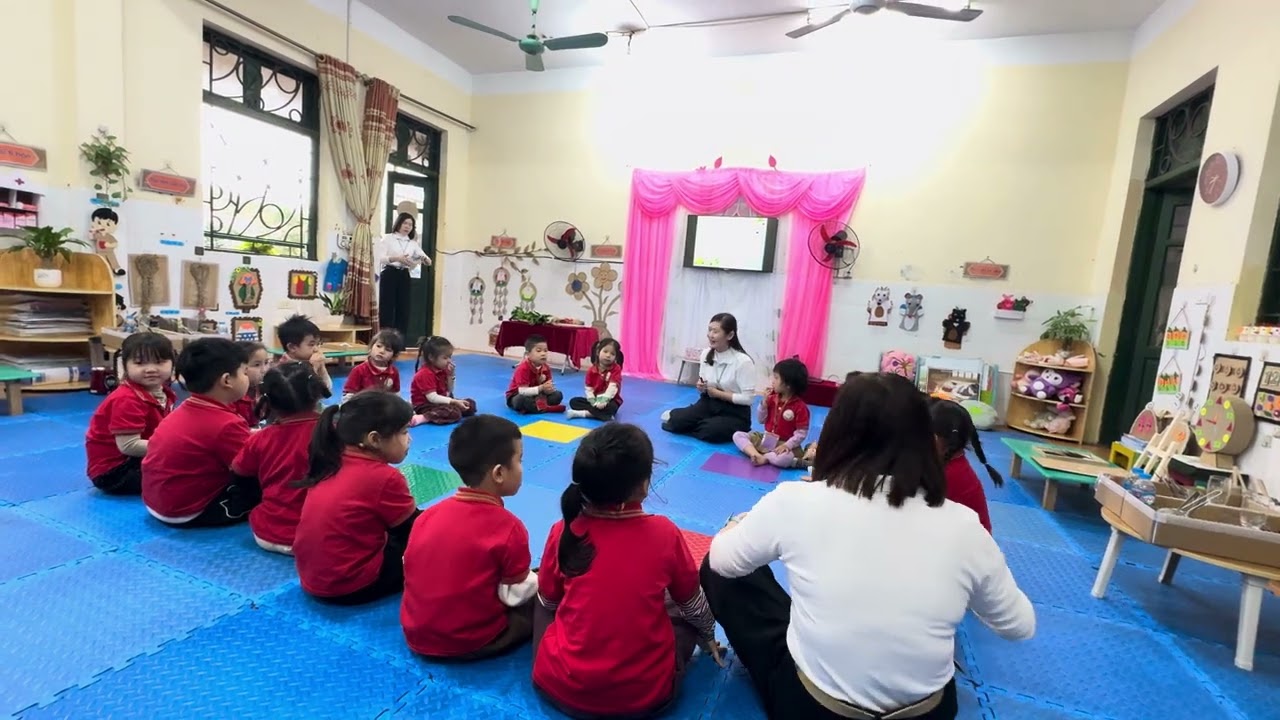 Hoạt động trò chuyện sáng mẫu giáo nhỡ 4-5