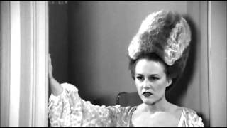 Madeline Kahn & The Monster.wmv