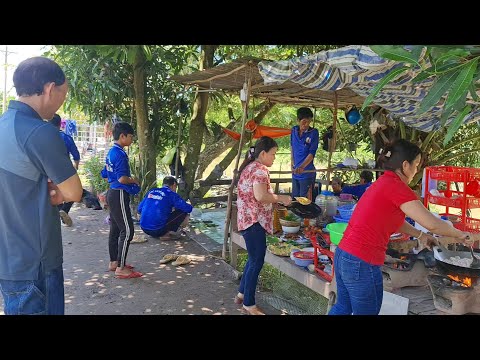 Video Mẹ Vợ Đổ Bánh Xèo Làm Buổi Tiệc Nhỏ Chia Tay Anh 6... - youtube