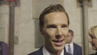 Benedict Cumberbatch manages a convincing American accent in Doctor Strange