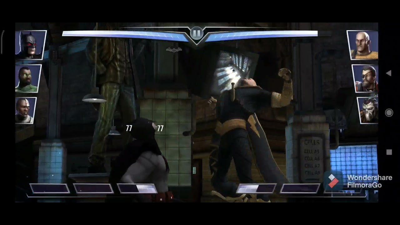 Injustice - Flashpoint Batman-Explosive Batarang & Shazam- Lightning Fury