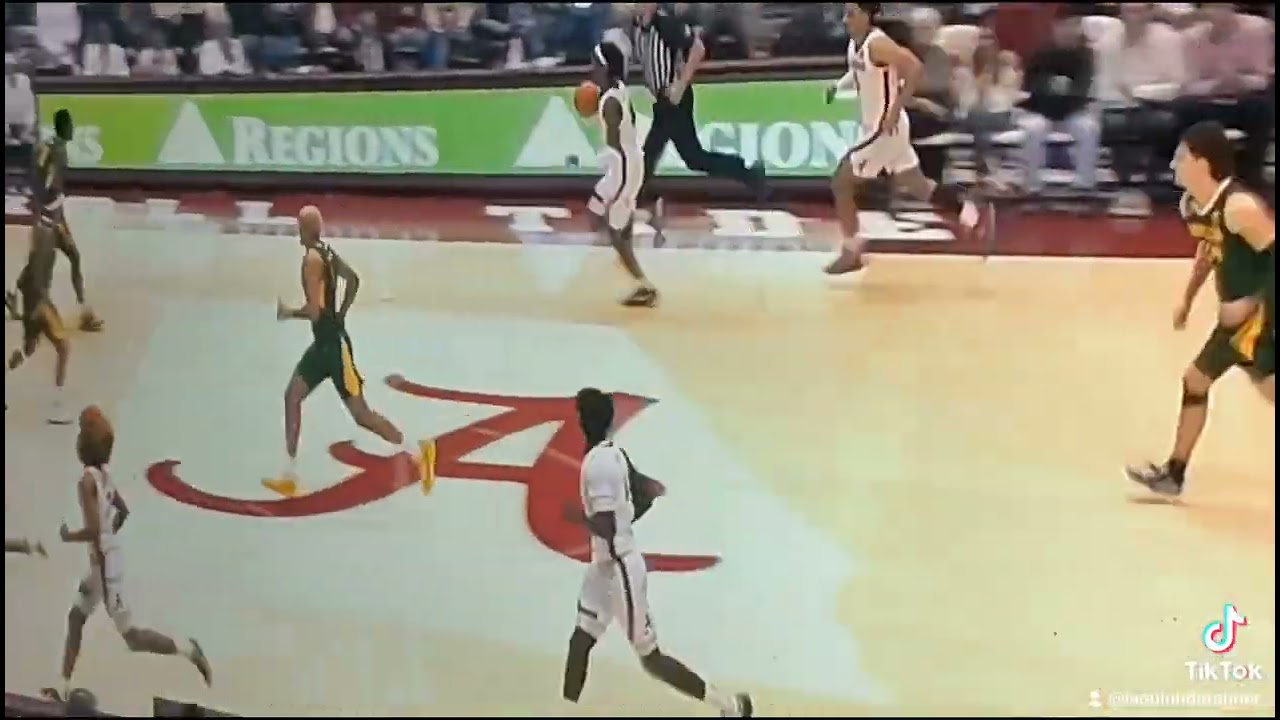 Alabama Crimson tide had #Batman playing basketball vs Baylor #ncaabasketball #sports #shorts