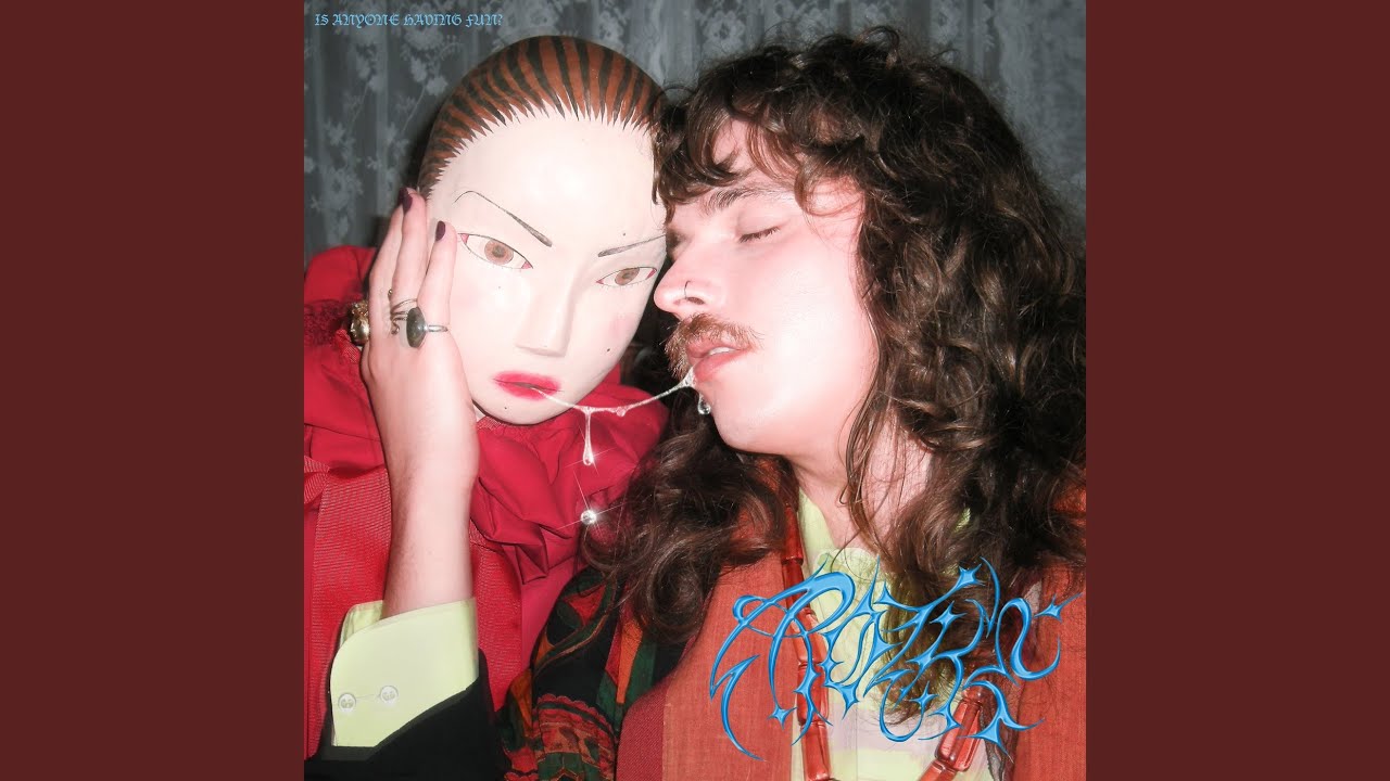 Guarda Freak su YouTube Guarda Freak su YouTube