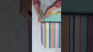 EASY how to make an outdoor seat cushion! #howto #diycrafts #sewing