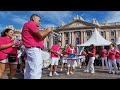 Les yeux demilie  banda los pastelos