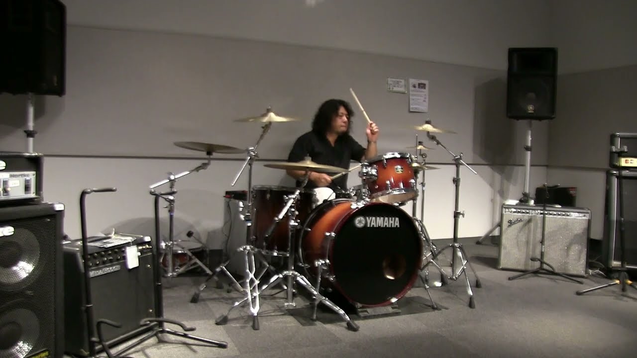 HOUND DOG / GOOD-BYE DREAMER Drum cover - YouTube