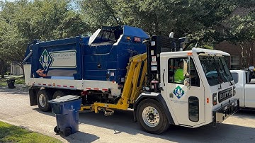 Waste Connections: Brand New Battle Heil DuraPack Python Garbage Truck