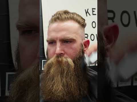 Video: 3 způsoby, jak pěstovat vlasy Ragnar