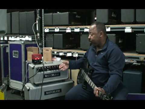 Guitar legend Paul Jackson Jr. demonstrates Kasha ...