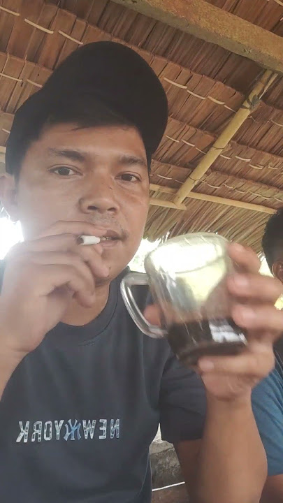 Ternyata merokok sambil minum kopi begini. #lucu #videoshort #ngakak #fyp