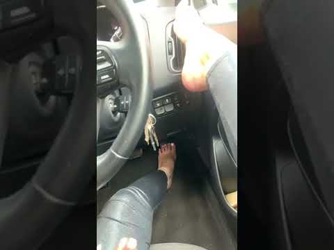 White pedicure manicure bare feet up in car 👣🤍