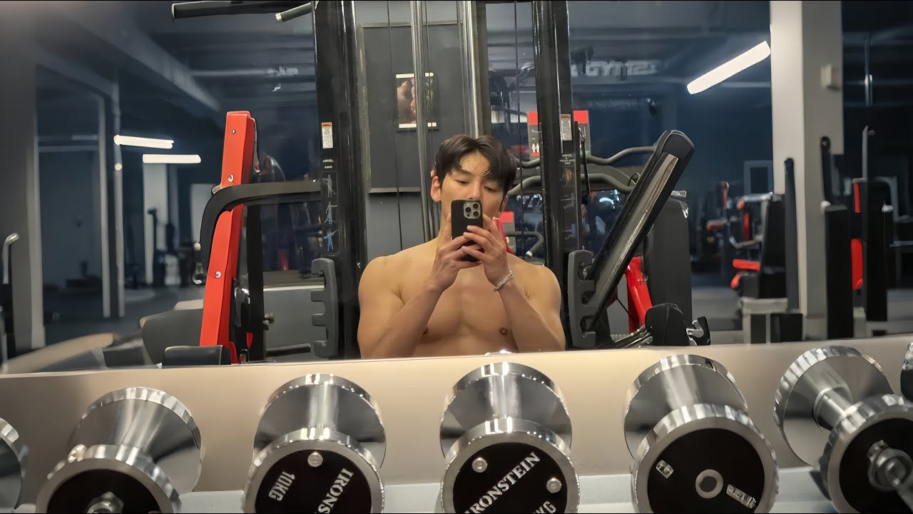 Перед камерами! Чжи Чан Ук внезапно поправился? Его секрет шокирует.