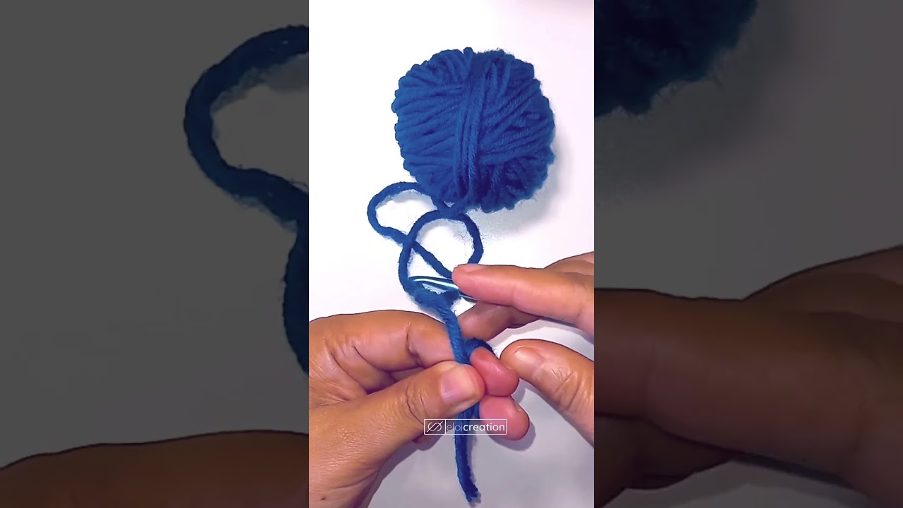 Effortless Slip Knot in Seconds! 🧶 | Crochet Beginners Must-Know Hack