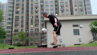 20210526 Day 8 of learning how to do keepy ups