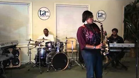 Regina Simone Plays  Hymn