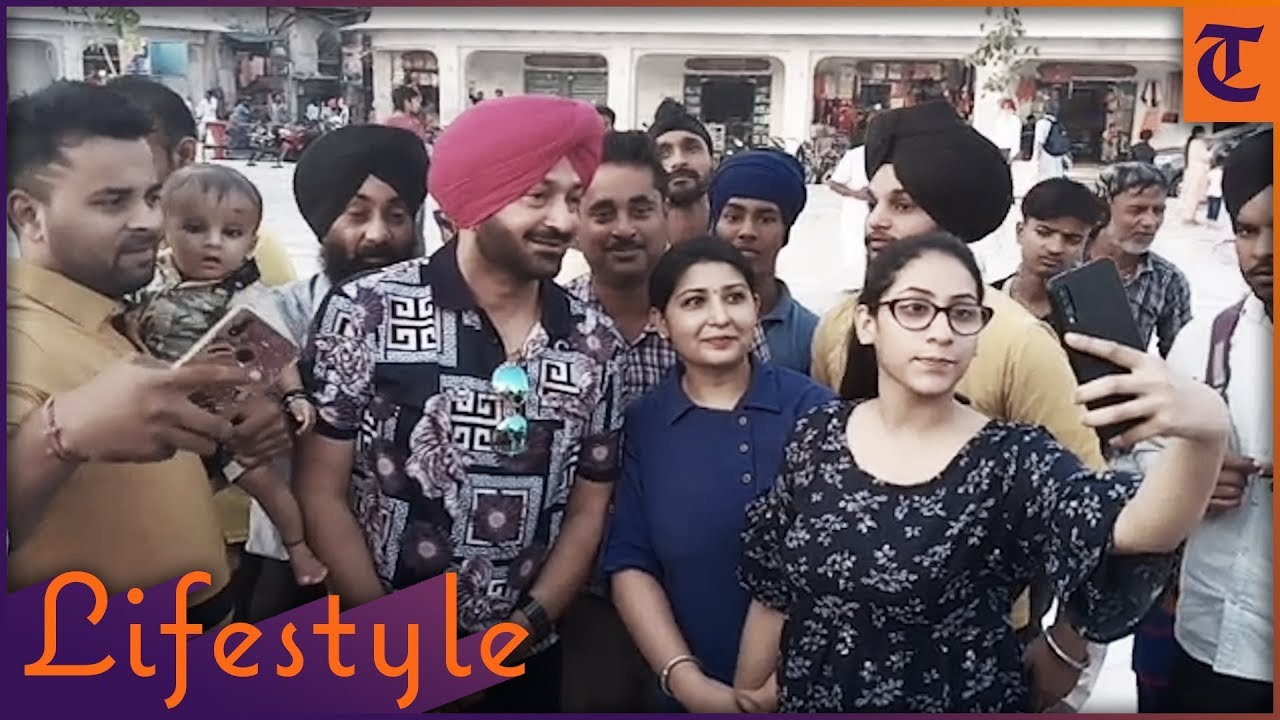 the tribune philippines Singer Malkit Singh celebrates his birthday in Amritsar by paying tributes at the Golden Temple