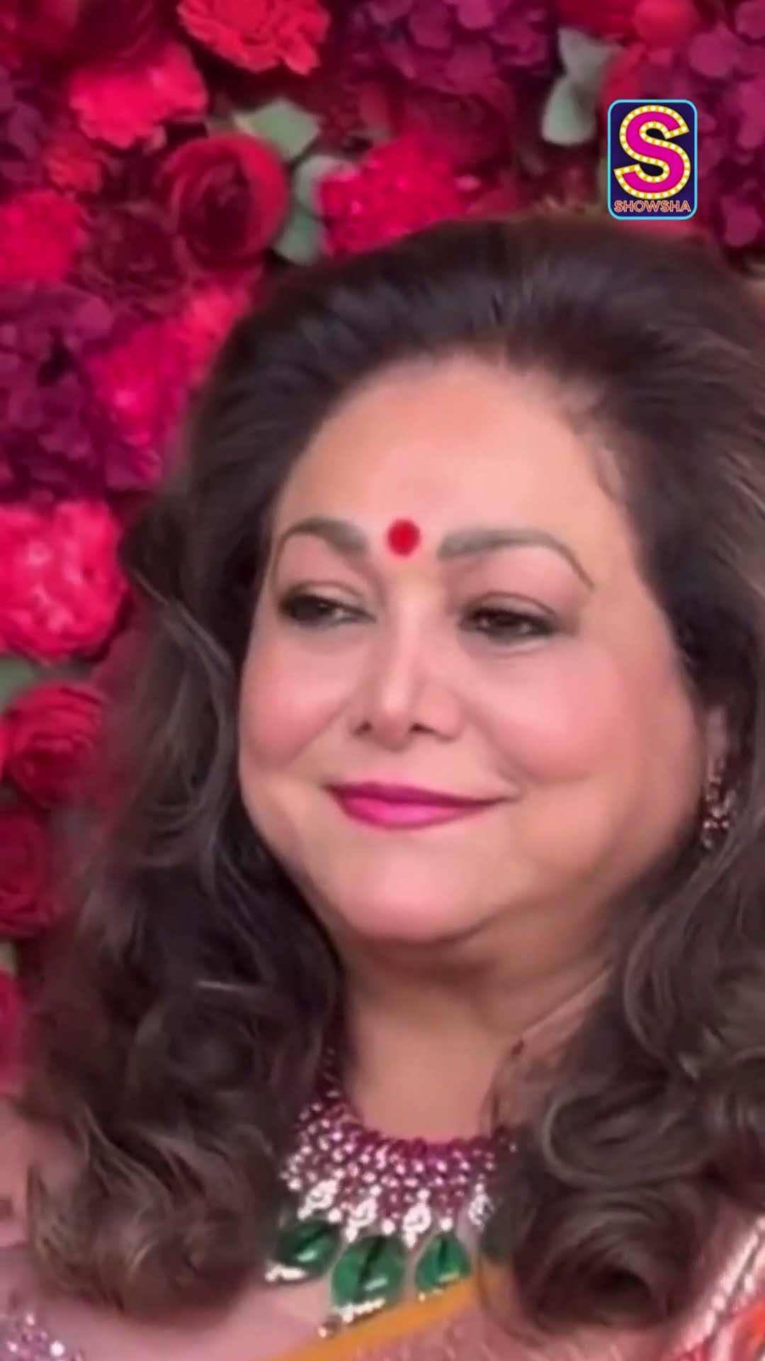 Catch This Sweet Gesture By Anil Ambani For His Wife Tina Ambani As They Pose For Paps | N18S