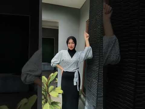 [tiktok]Rok span ketat licin goyang manja #rokspan #fyp #tiktok #goyang #jilbabpemersatubangsa