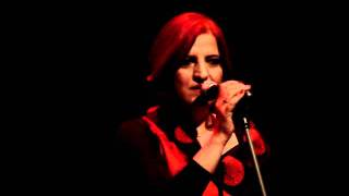 Μάρθα Φριντζήλα - Εγώ δεν πάω Μέγαρο [Live @ Gazarte]