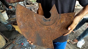 KNIFE MAKING - FORGE A BEAUTIFUL KITCHEN KNIFE FROM BROKEN TRACTOR DISC PLOUGH