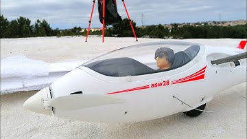 Asw 28 glider landing