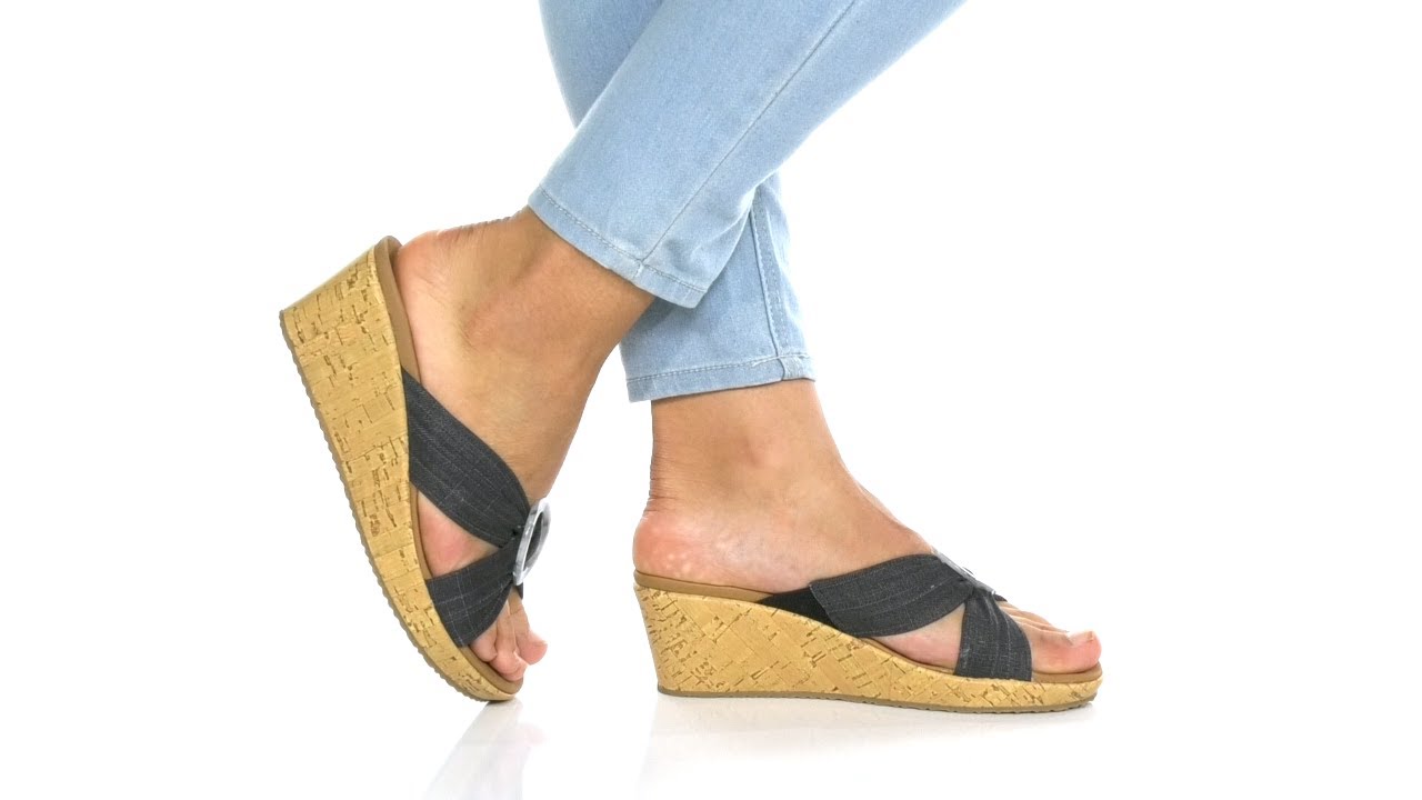 SKECHERS Beverlee - Sail Twist | Zappos.com