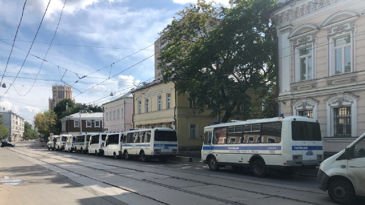 Дмитрия Гудкова снова вызвали на допрос в СК / LIVE 26.07.19