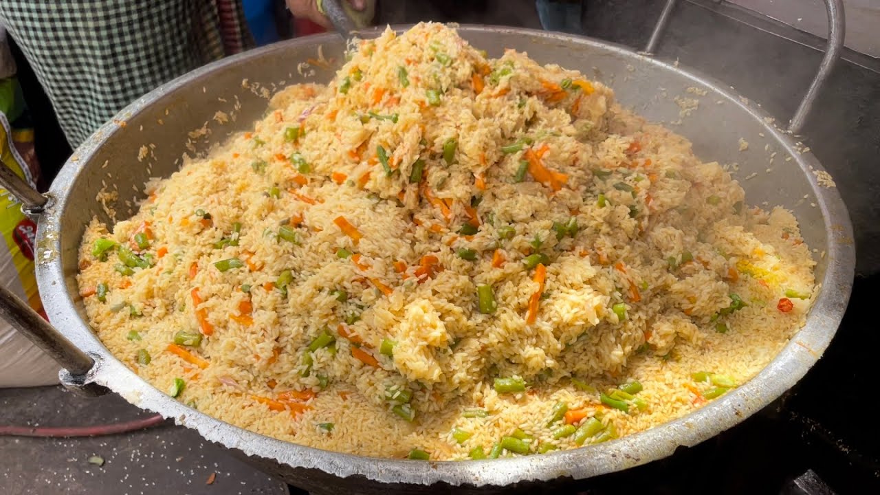 Making Most Popular Vegetable Fried Rice of Dhaka