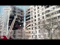 Обстрел РФ многоэтажки в Запорожье: кадры FREEДОМ