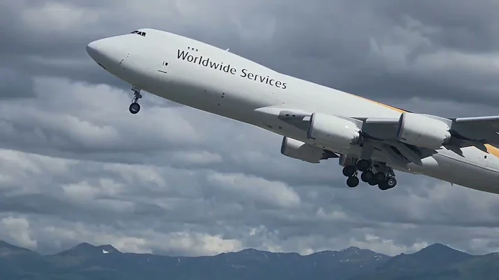 07/03/2025 Plane spotting at Ted Stevens Anchorage International Airport