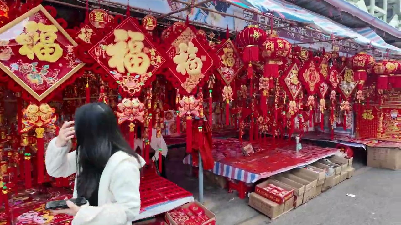 A Life In China: Taking A Walk And Welcoming New Subscribers