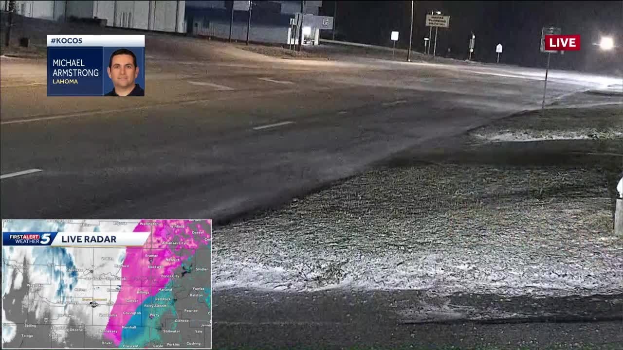 Arctic blast creates slick roads in northern Oklahoma - YouTube