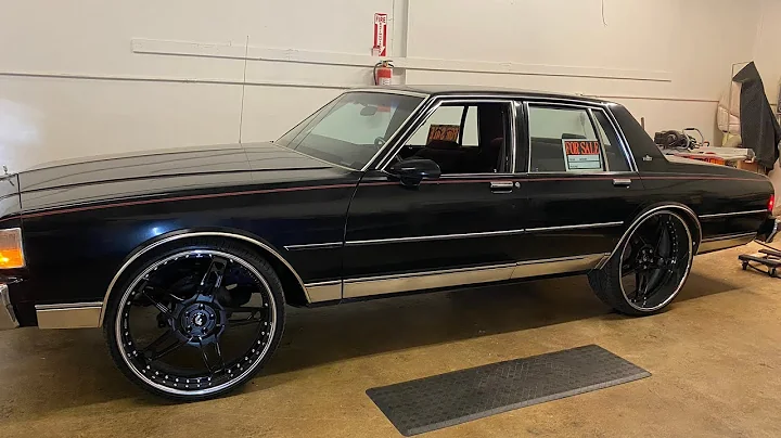 BLACK CHEVY CAPRICE SOUND JOB