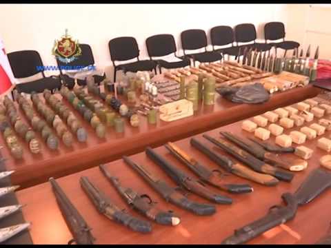 სამცხე-ჯავახეთში მოქალაქეებმა საბრძოლო მასალა ჩააბარეს