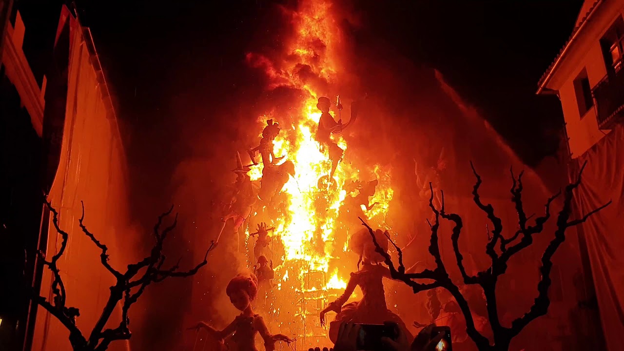 CREMÀ 2019 - Falla de El Pilar