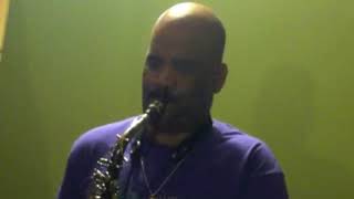 Celebrity Walter Beasley rehearsing Profile