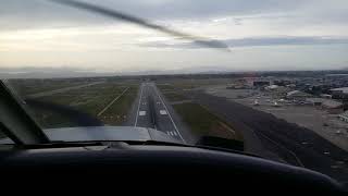 OAK RWY 28R Low Approach, RWY 33 Landing