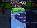 Handball-Trainer Gislason drückt zu früh auf den Buzzer | Sportschau #shorts