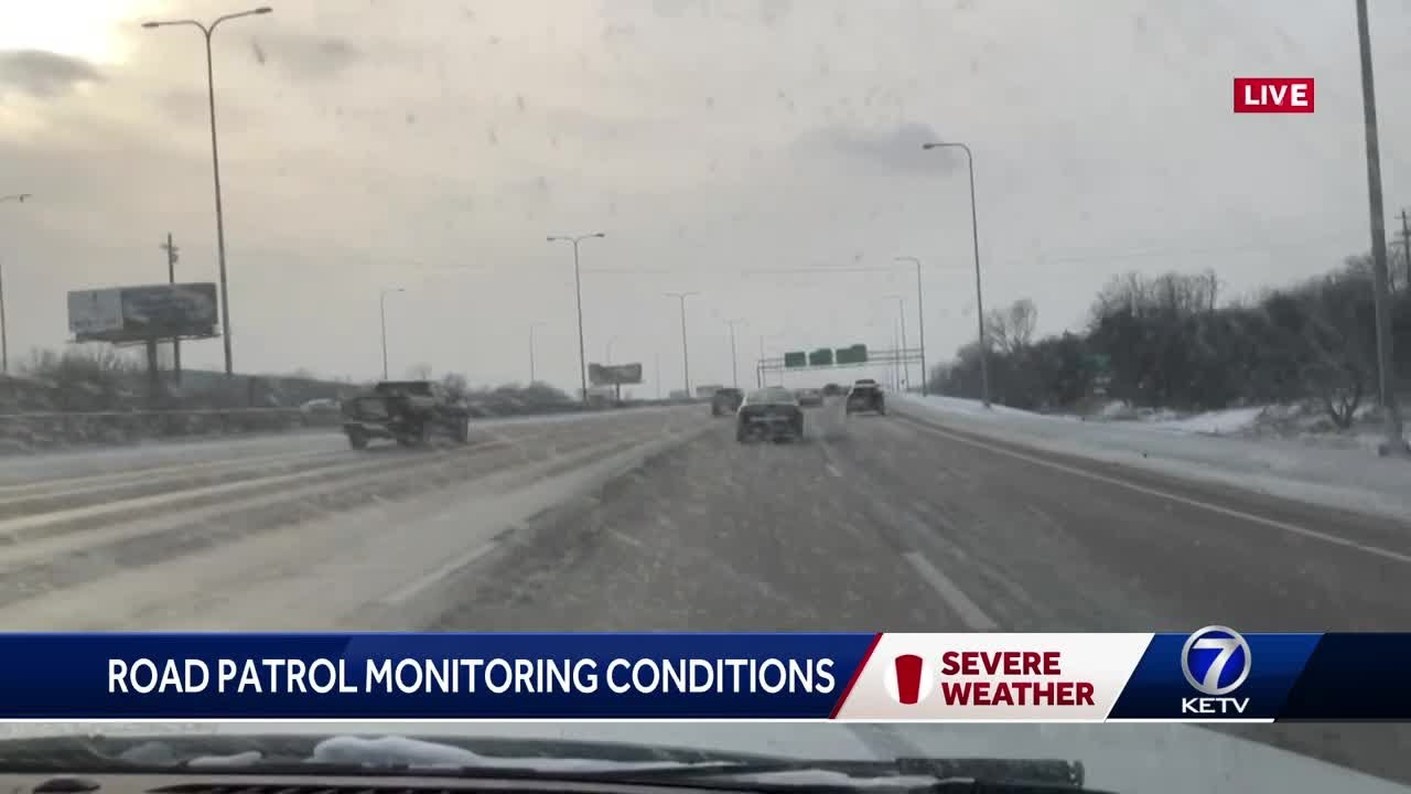 Road patrol monitoring road conditions - YouTube