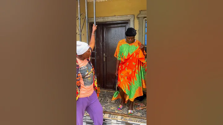 I decided to wear my wife cloth to her reaction 😂😂😂😂