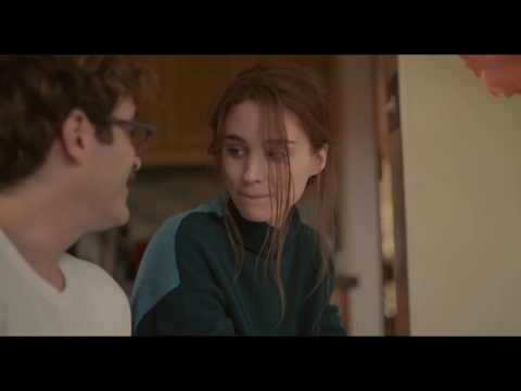 Video: Rooney Mara Og Joaquin Phoenix Ble Foreldre For Første Gang