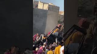 حادث سير مروع في بلدة #عرسال لبنان ادى الى وفاة ٨ اشخاص بينهم ٧ من عائلة واحدة