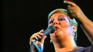 Video thumbnail of "Festival de Viña 1985, María Marta Serra Lima, Ay Amor"