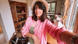 видео: Красим буфет, делаем полки, рассказываем про уборку / Дашина дача 2022: выпуск 9 картинка: Красим буфет, делаем полки, рассказываем про уборку / Дашина дача 2022: выпуск 9