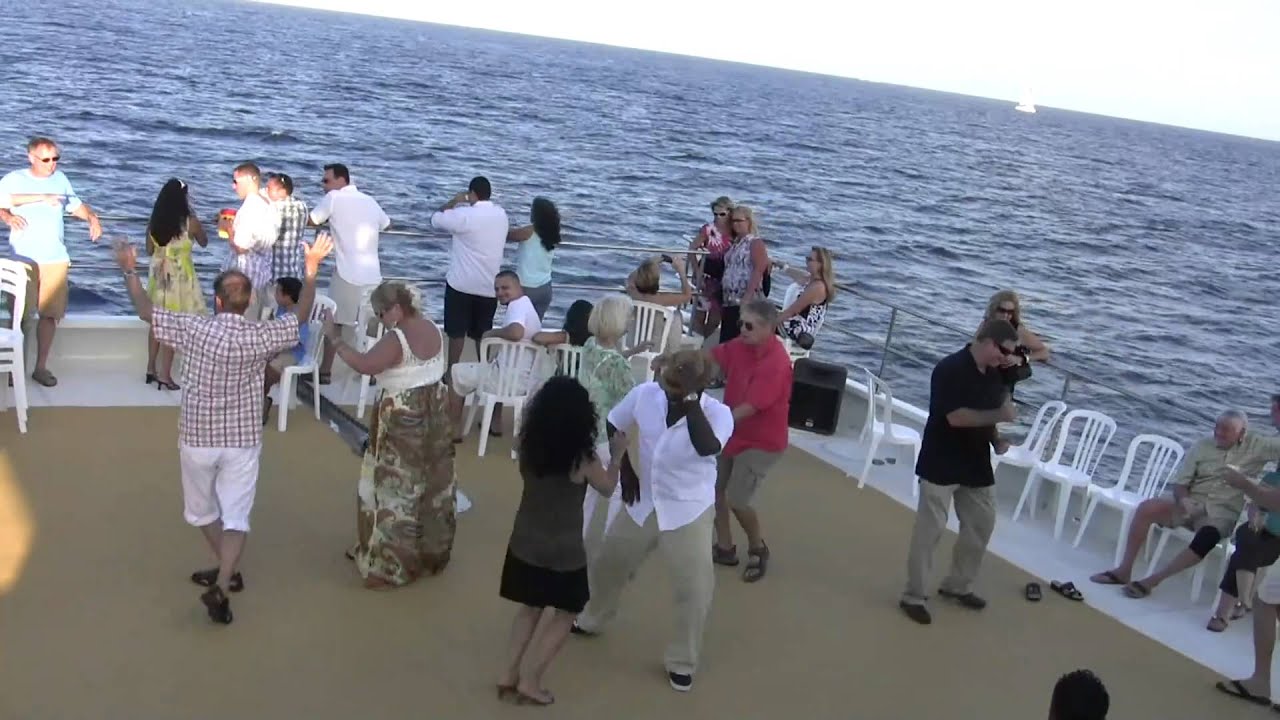Romeo-Cabo dinner Cruise
