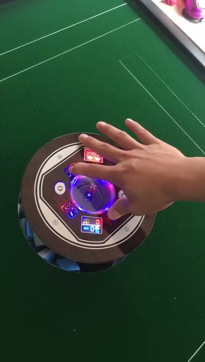 Keeping 2 sets of tiles in an automatic mahjong table