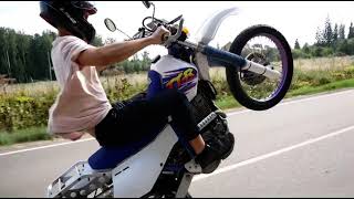 Yamaha TTR 250 wheelie
