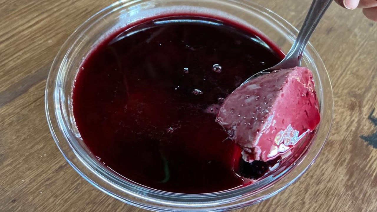 A MELHOR RECEITA DE MOUSSE DE VINHO TINTO SUAVE COM CALDA